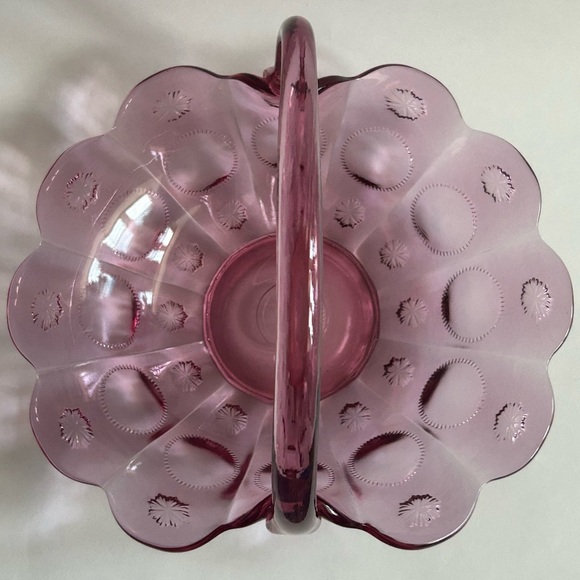 Vintage Fenton Glass Dusty Rose Reverse Stars and Sun Scalloped Edge Basket - Picture 7 of 10
